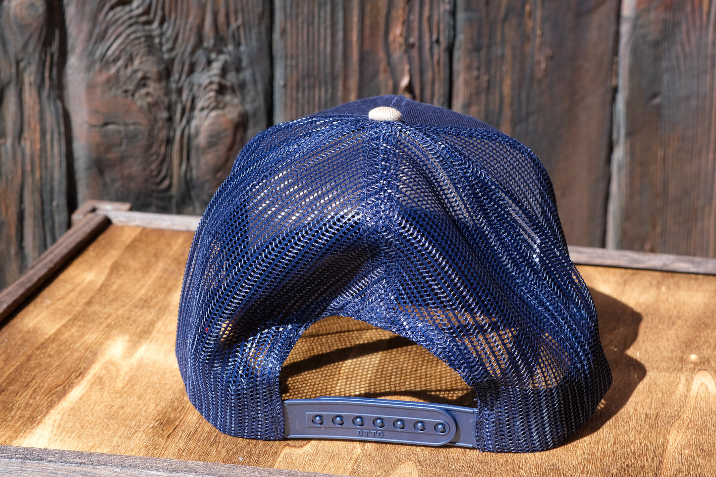 Adirondack Mountains Vintage Style Trucker Snapback Cap